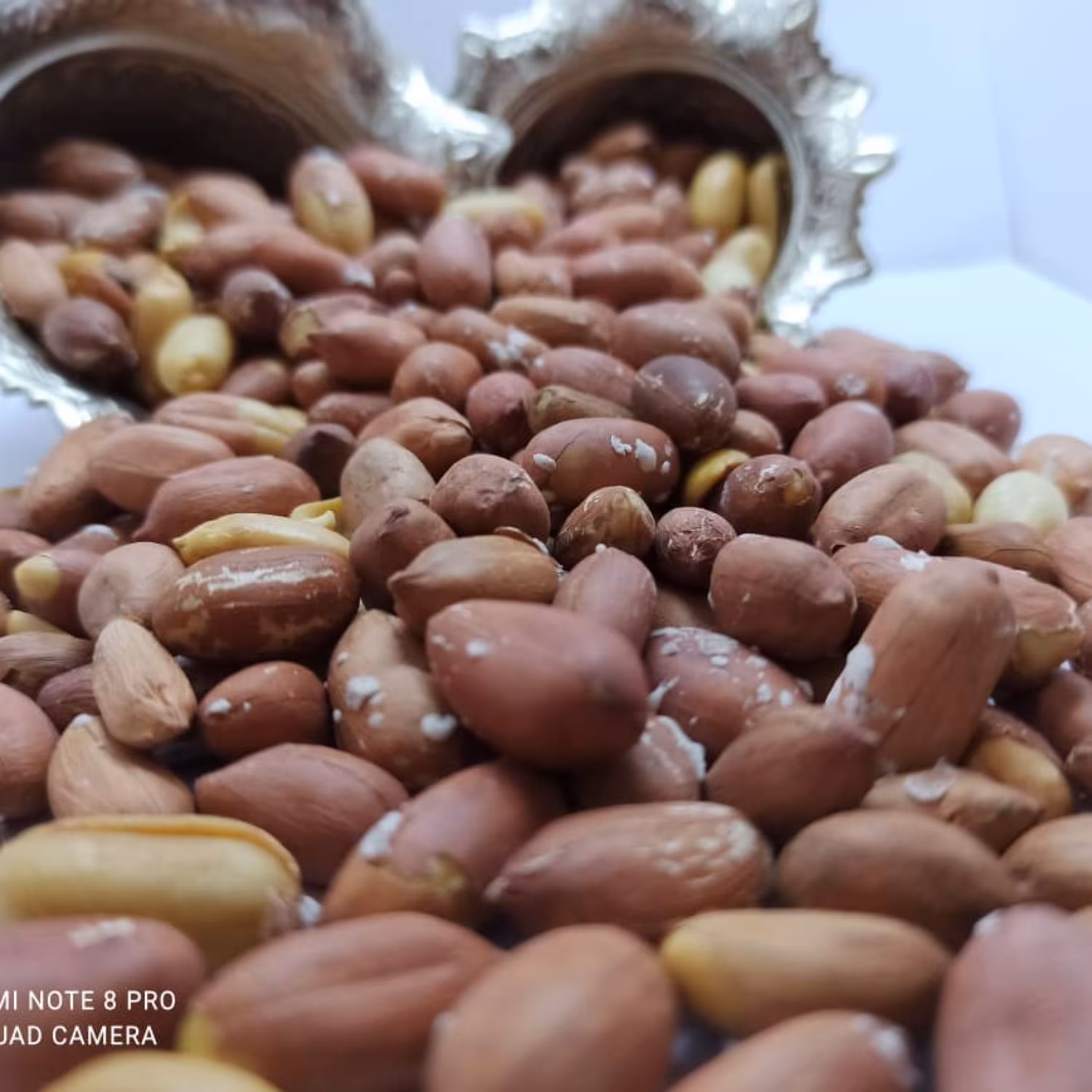 بادام زمینی آستانه اشرفیه 1کیلو