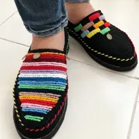 گیوه غیرقرینه رنگین کمان