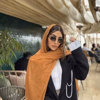 شال حریر کریشه قهوه ای روشن خنک به همراه خرج کار طلایی قواره 200 در 100