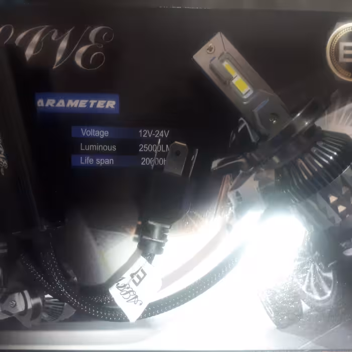 هدلایت خودرو