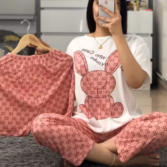 ست سه تیکه تیشرت شلوار و شلوارک جنس نخ پنبه وارداتی 