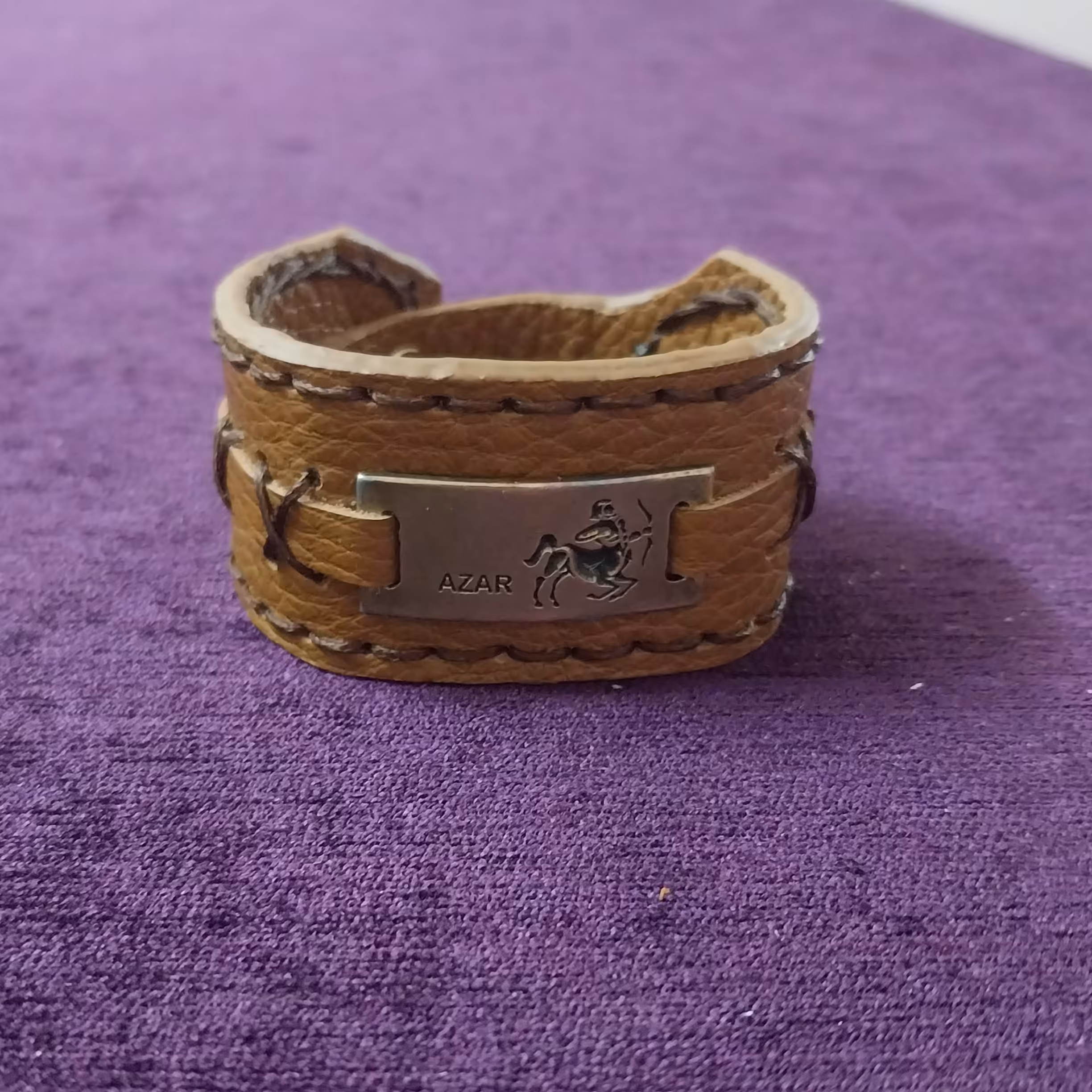 دستبنددست دوز ماه تولد