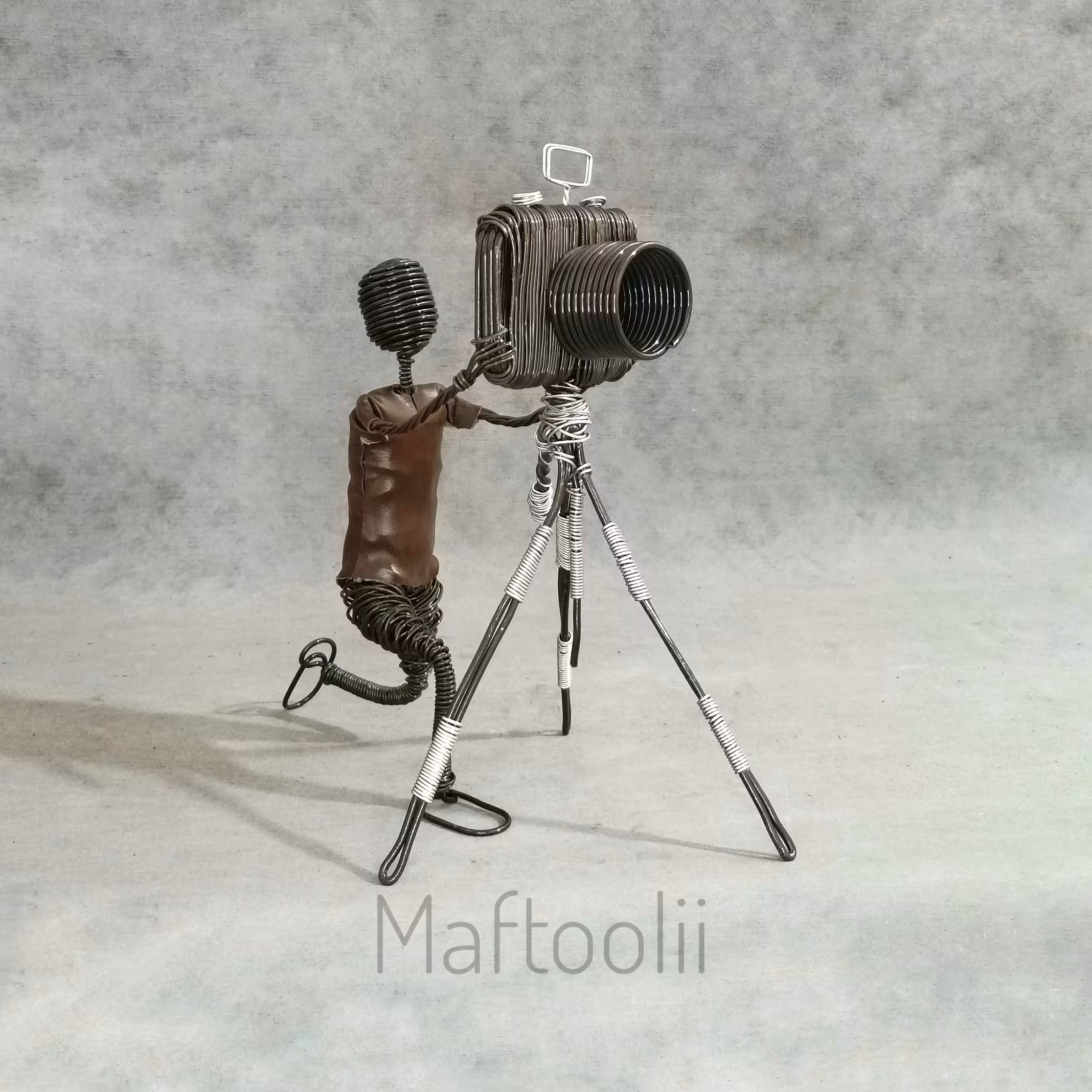 مجسمه دکوری عکاس نشسته