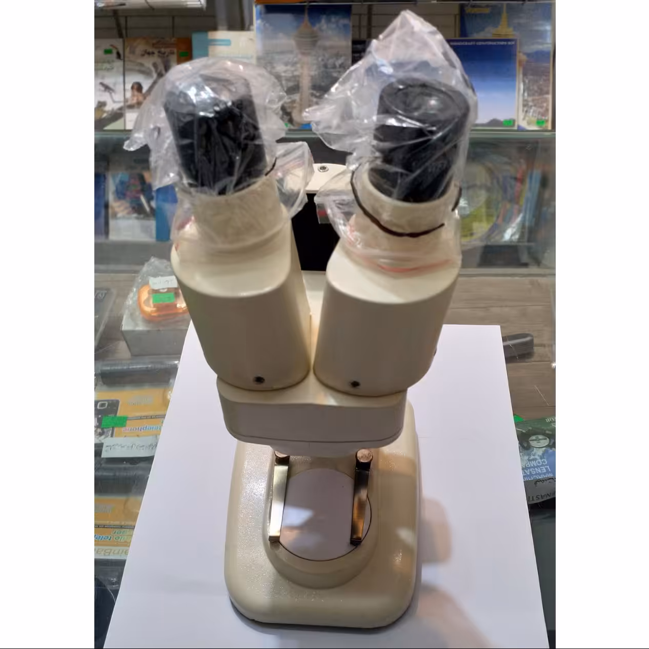 میکروسکوپ استریو 20 برابر