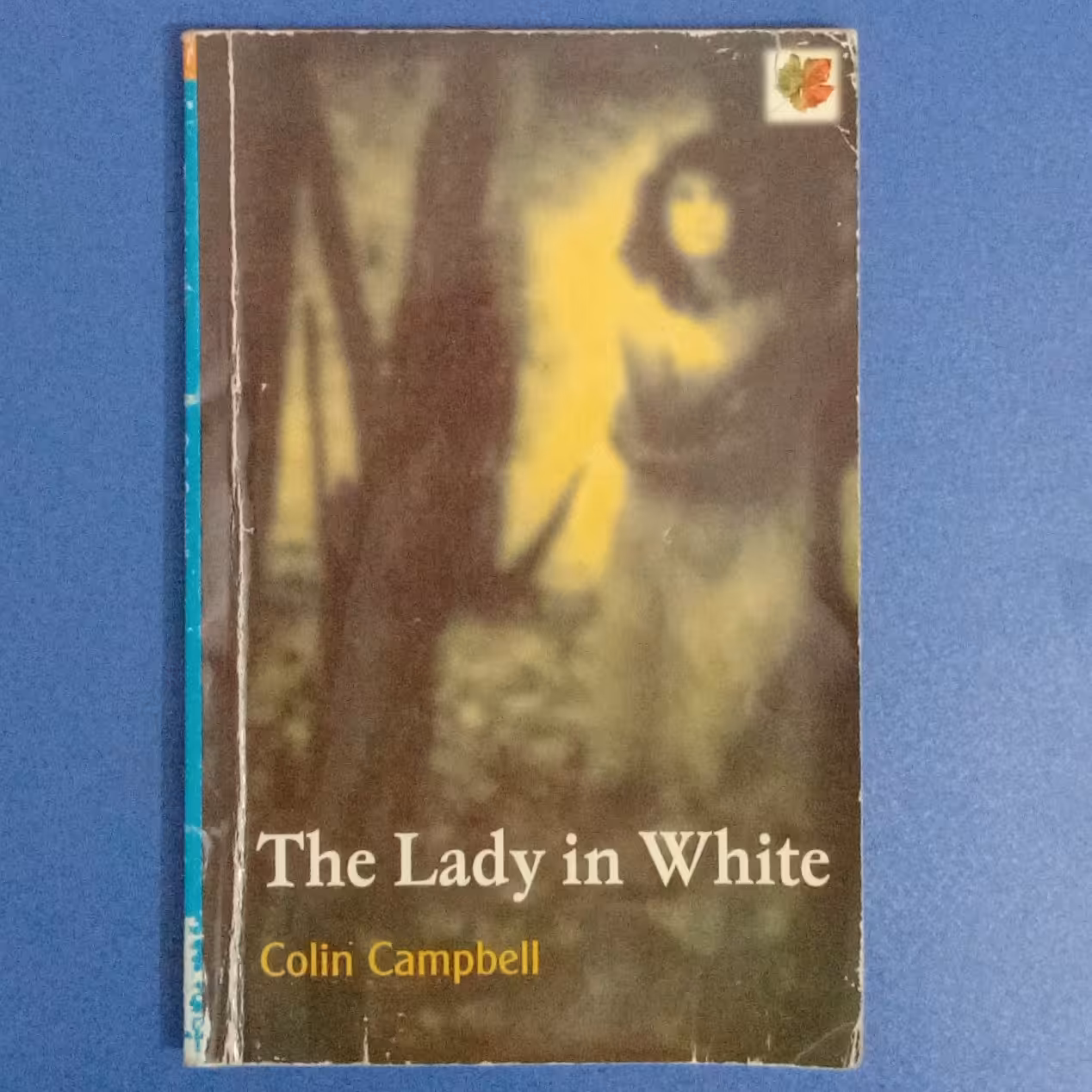 The Lady In White،Colin Campbell،کتاب داستان به زبان انگلیسی