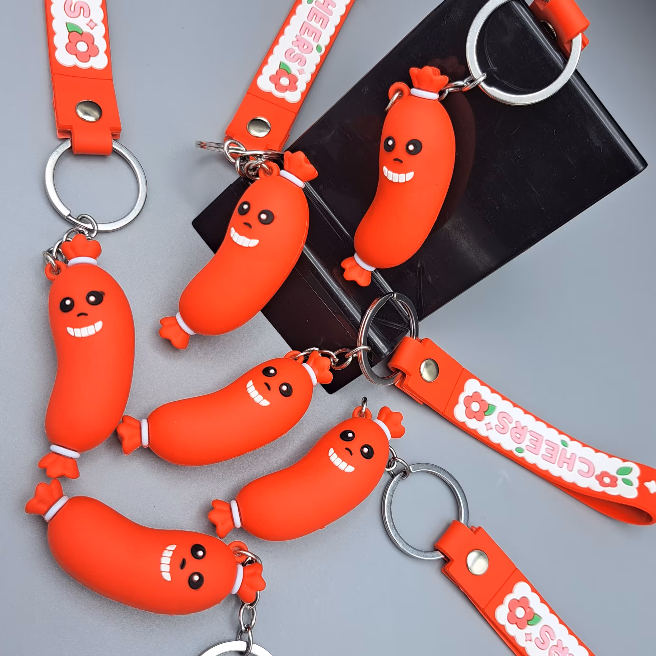 جاکلیدی فانتزی طرح سوسیس و کرم شبتاب