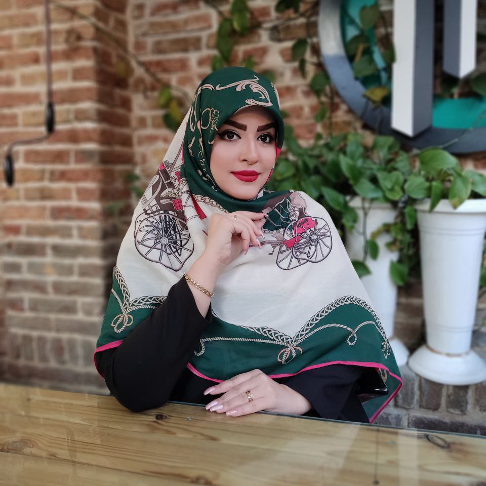 روسری عیدانه سوپرنخ گارزا قواره 135 مدل کالسکه رنگ سبز ارسال رایگان