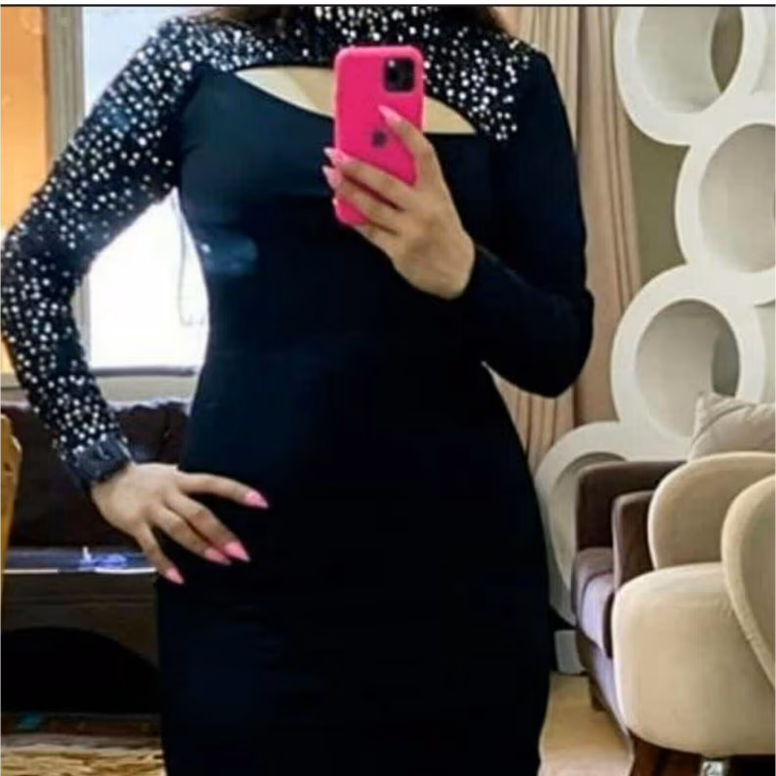 پیراهن مجلسی یک آستین پولکی وسینه باز وکوتاه سایز36الی 40و42جذب