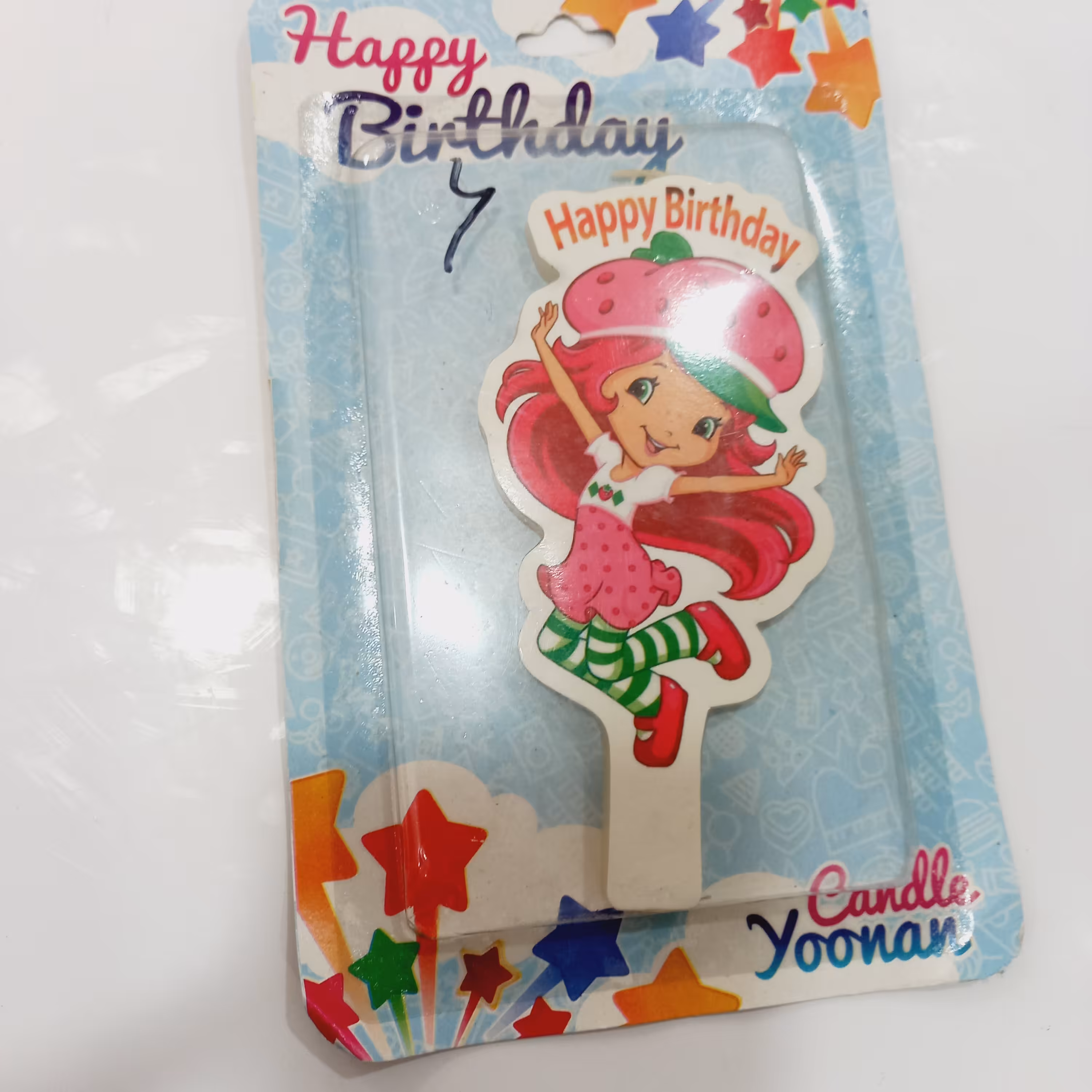 شمع تولد شخصیت دختر توت فرنگی 