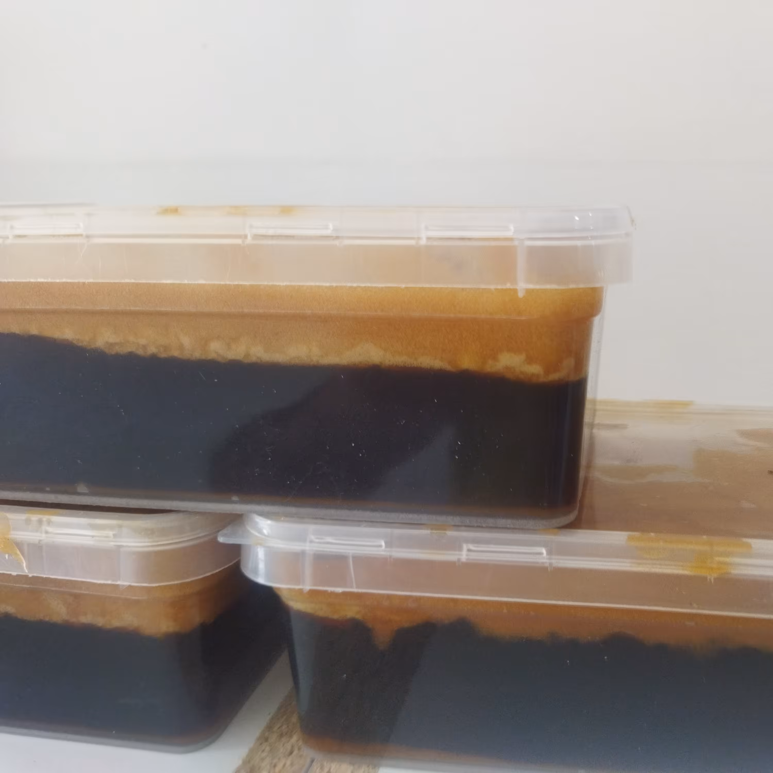 شیره سفید درجه یک و خوشمزه بسته بندی یک کیلویی