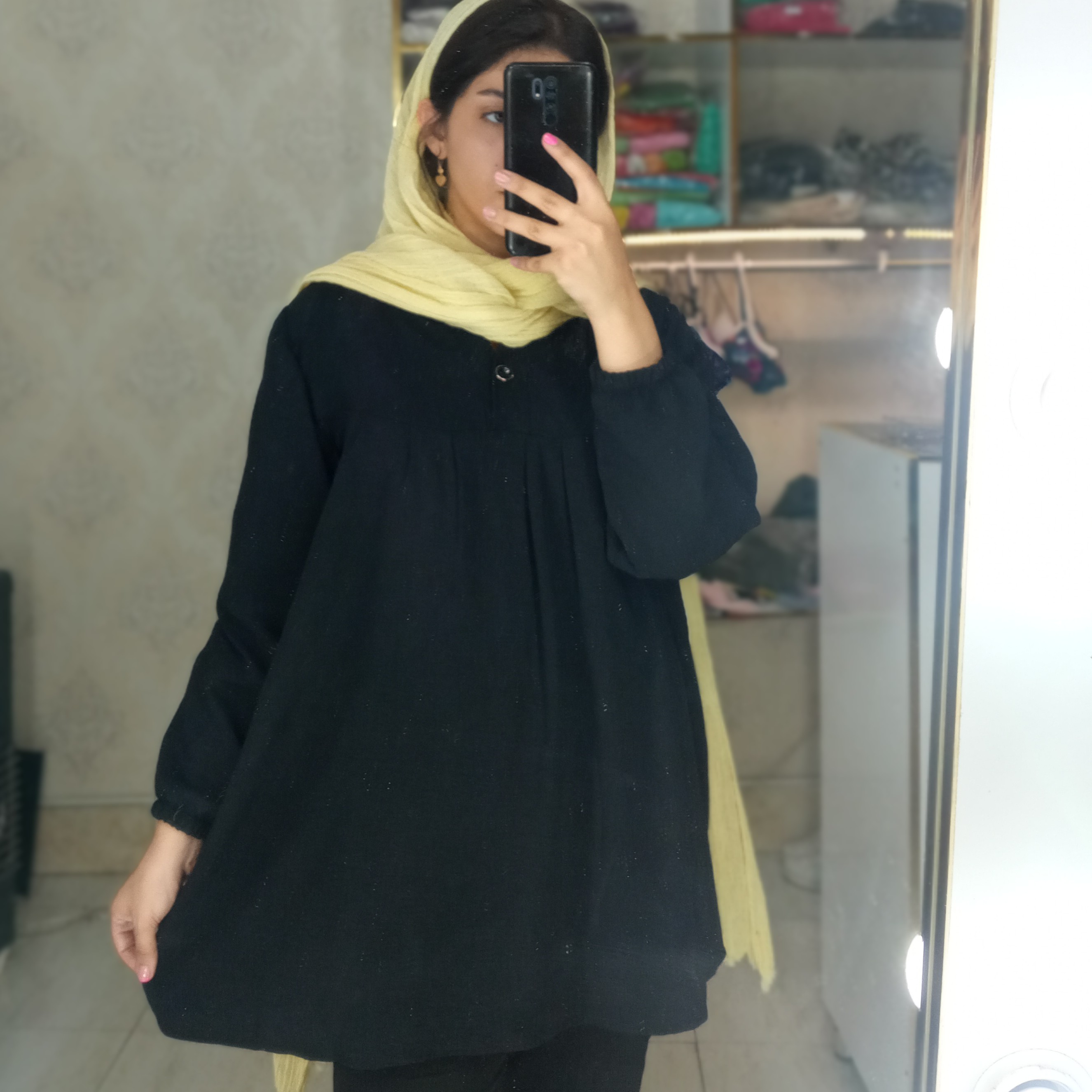 مانتو مشکی ابربادی حجابی