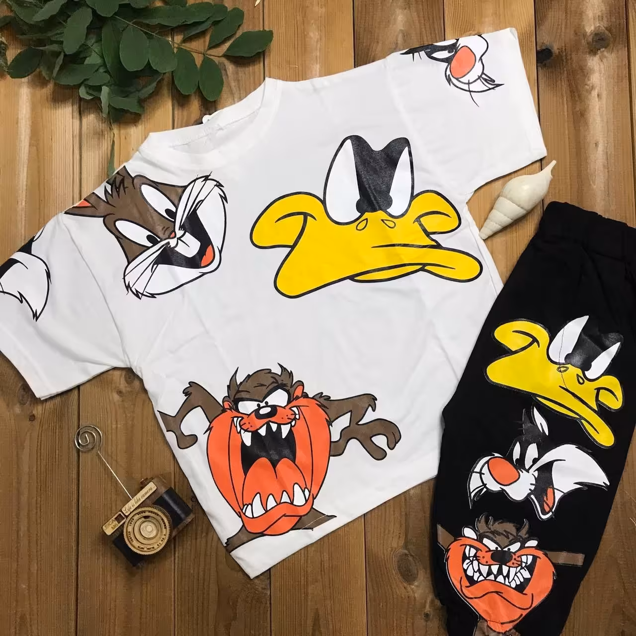 تیشرت شلوارک لش استایل duck
مناسب 4 تا 11 سالگی بچه های گلتون