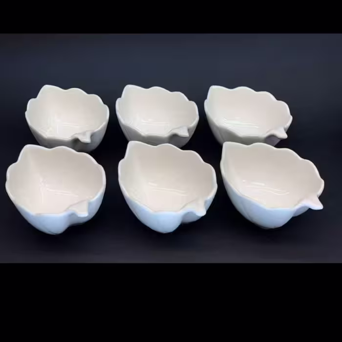 پیاله برگ چینی درجه یک گود (18ست عمده)