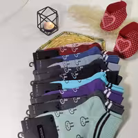 جوراب اسپرت طرحدار عروسکی 