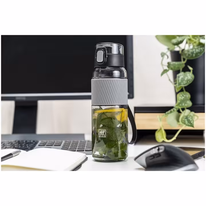 قمقمه آب زولینگ 680 میلی لیتر رنگ طوسی zwilling drink bottle 680 ml grey