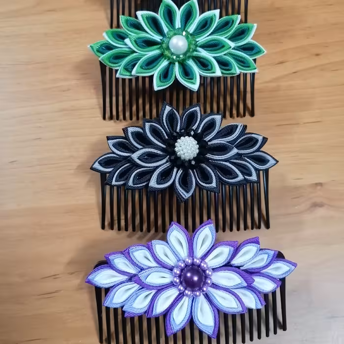 شونه سر مجلسی.مناسب مامانا .یه انتخاب عالی برای ست کردن با رنگ لباس.با رنگبندی متنوع 