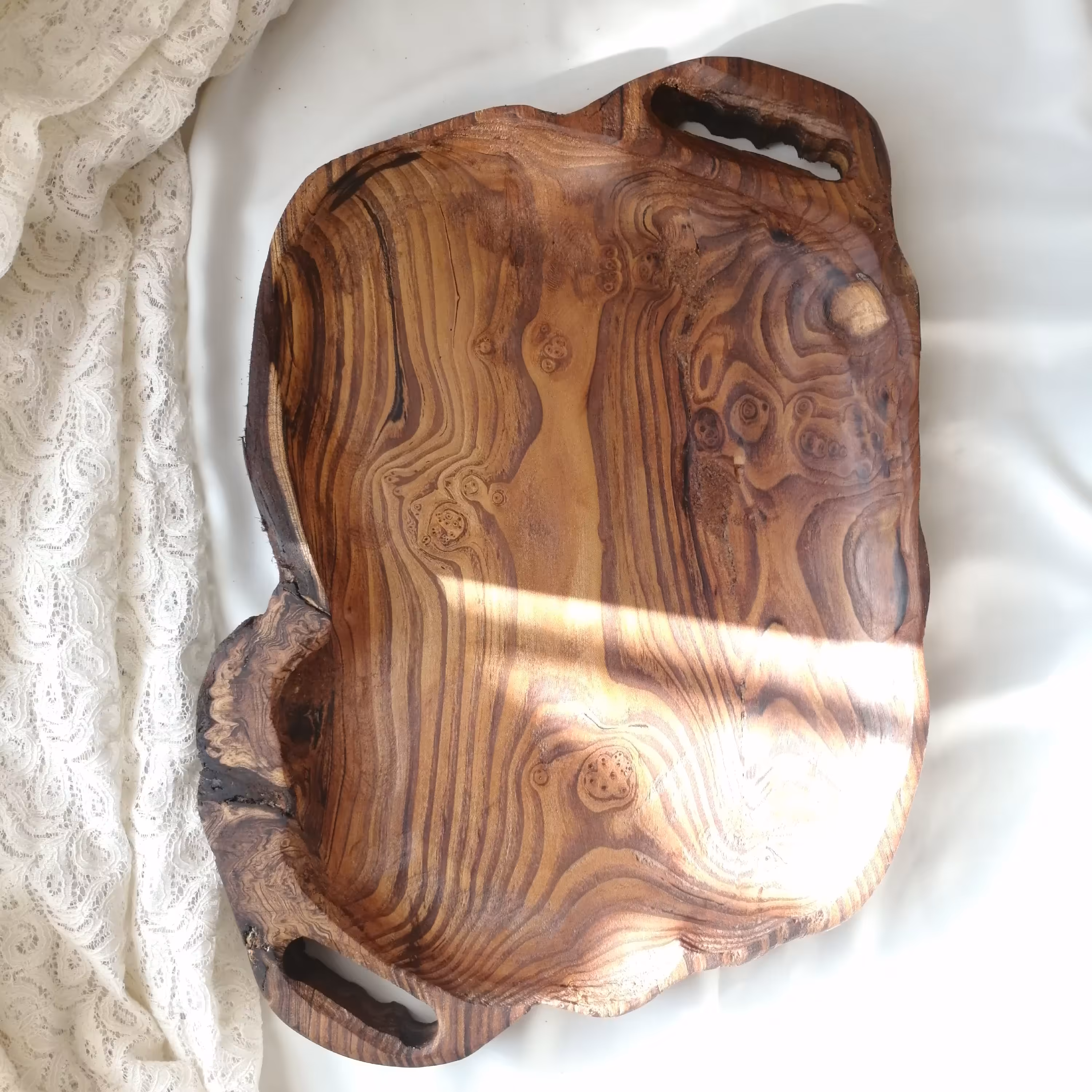 ظرف سرو دفرمه یا روستیک از جنس درخت سنجد