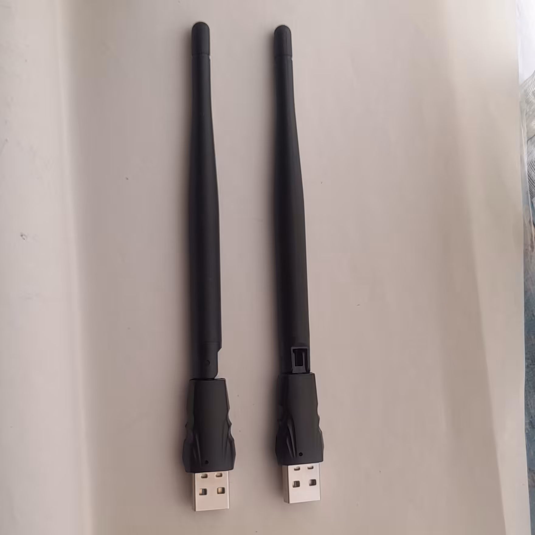 فلش وایفای انتن دارمخصوص اینترنت گیرنده(فابریکی دستگاه ها)