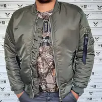 کاپشن خلبانی آمریکایی الفا