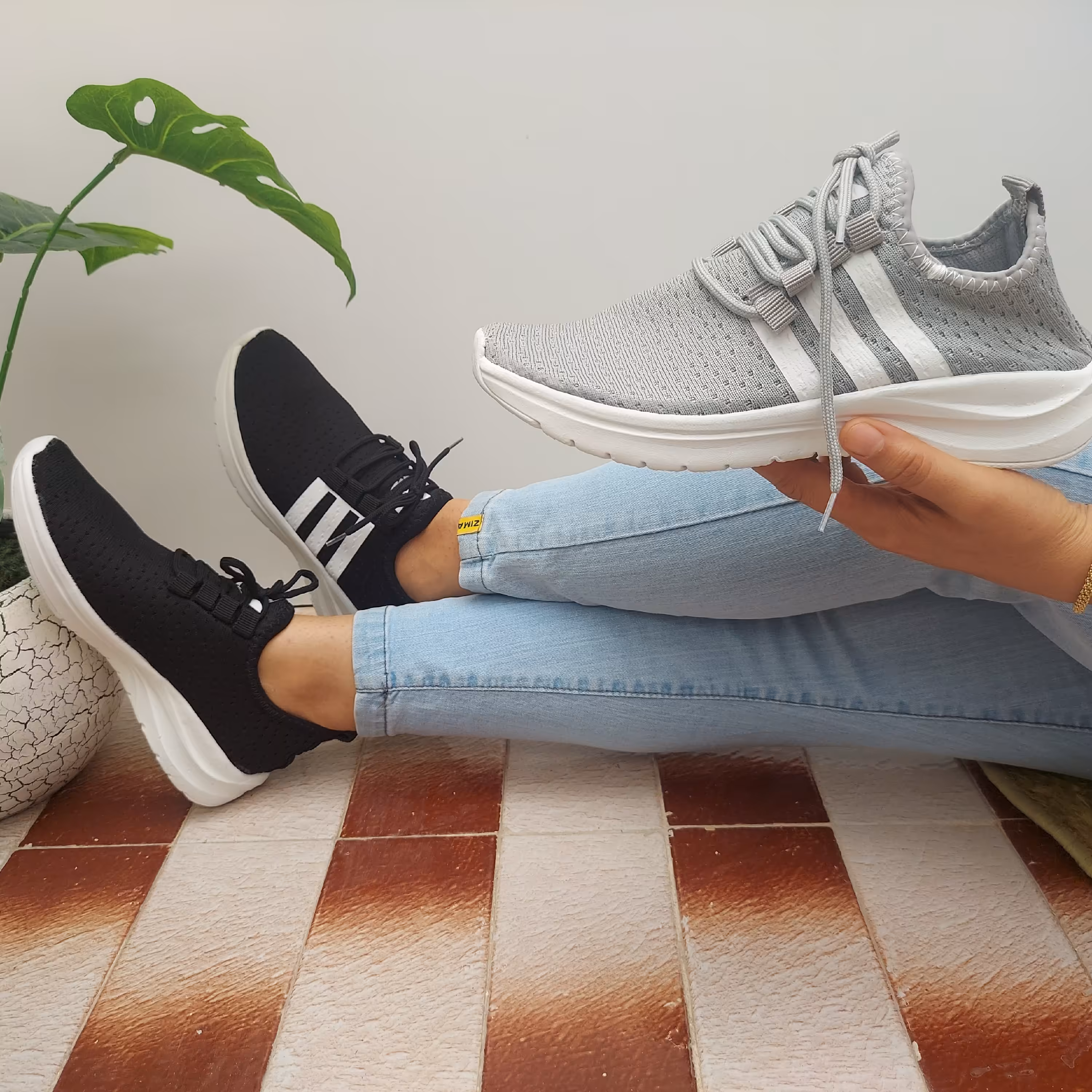 کفش اسکیچرز پیاده روی آدیداس   ارسال رایگان به سراسر ایران 