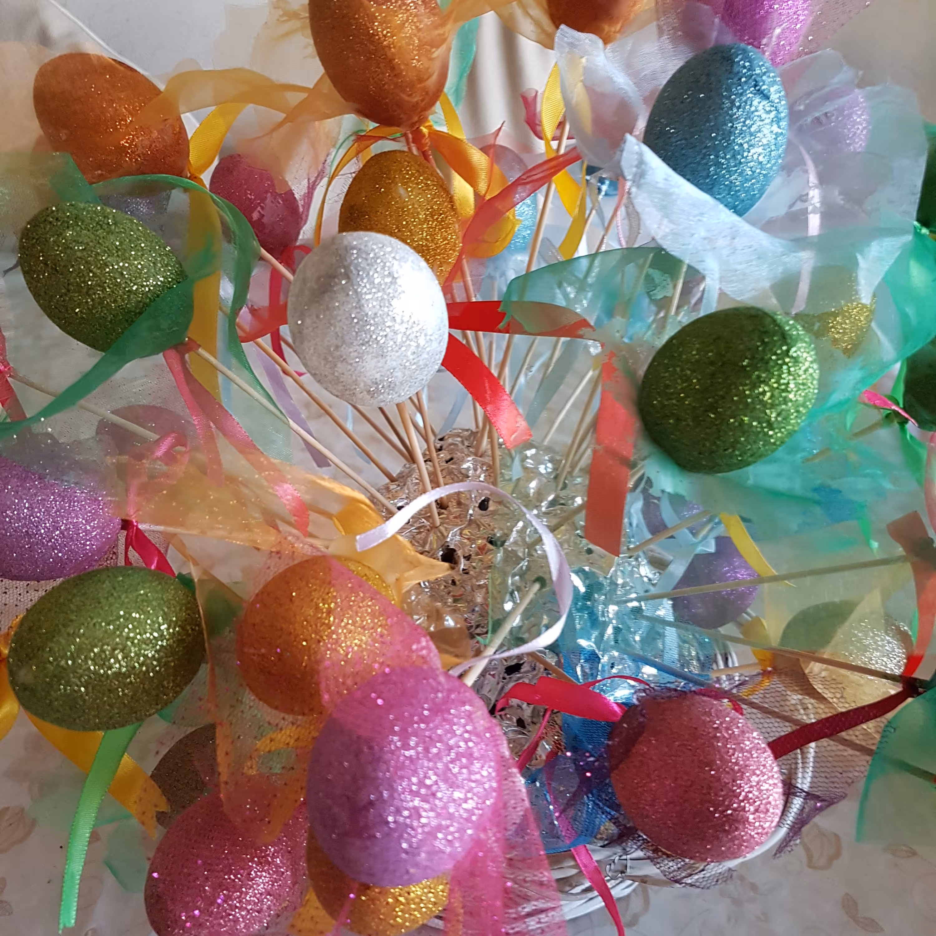 تخم مرغ های اکلیلی  رنگارنگ گلدانی