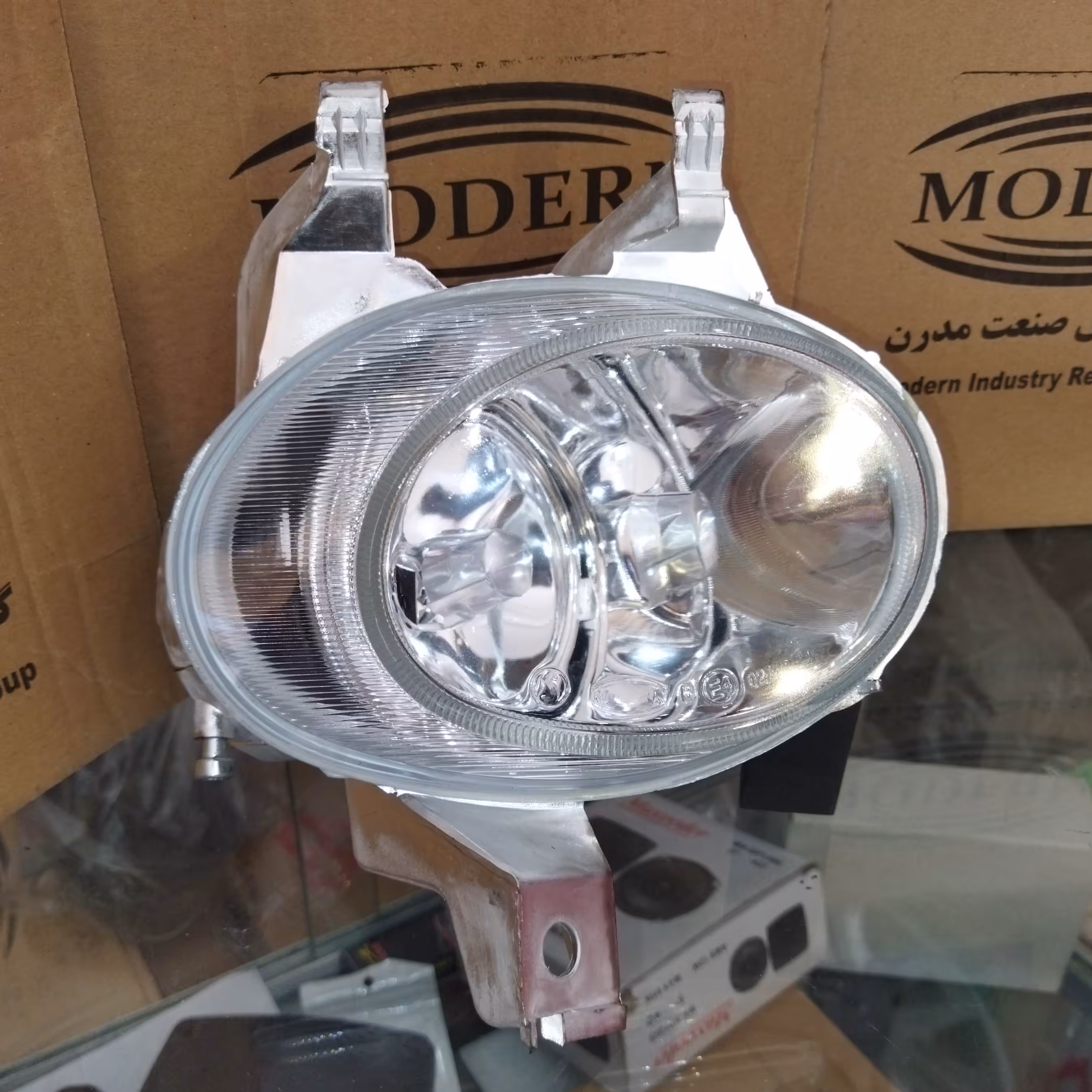  چراغ مه شکن پروژکتور جلو  انواع پژو 206 راست مدرن شرکتی