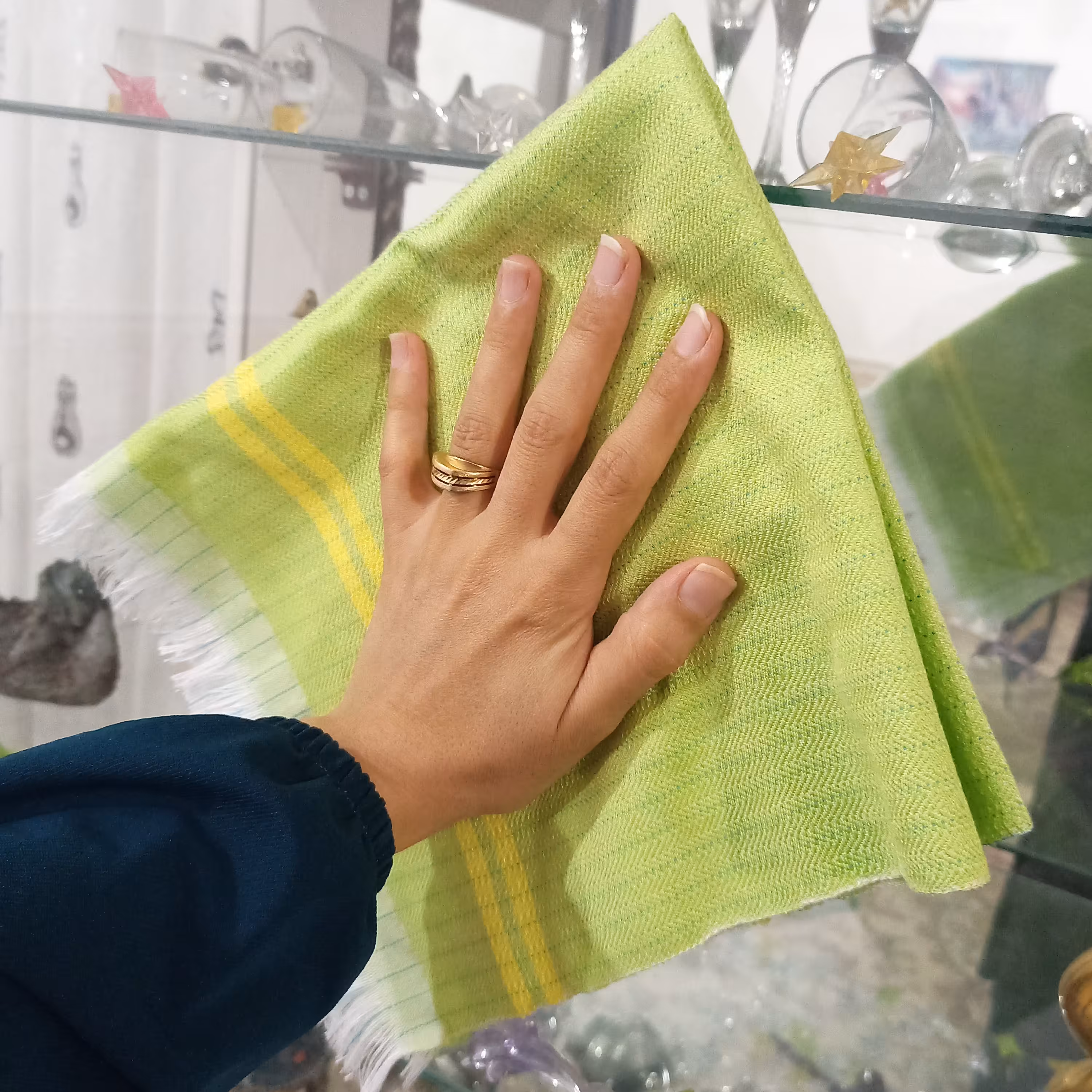 دستمال گرد گیری