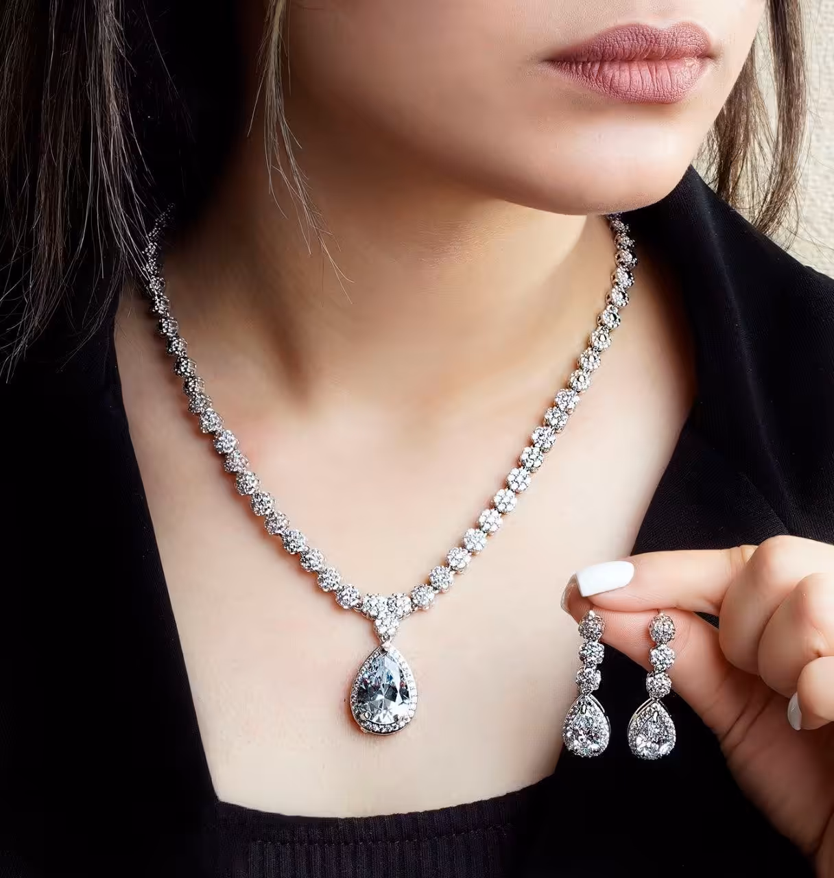 سرویس زنانه جواهری آب نقره تمام نگین کد RS-349