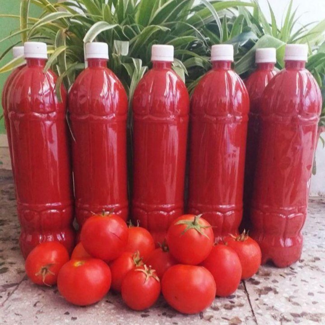 رب گوجه بسیار خوشرنگ و خوشمزه 