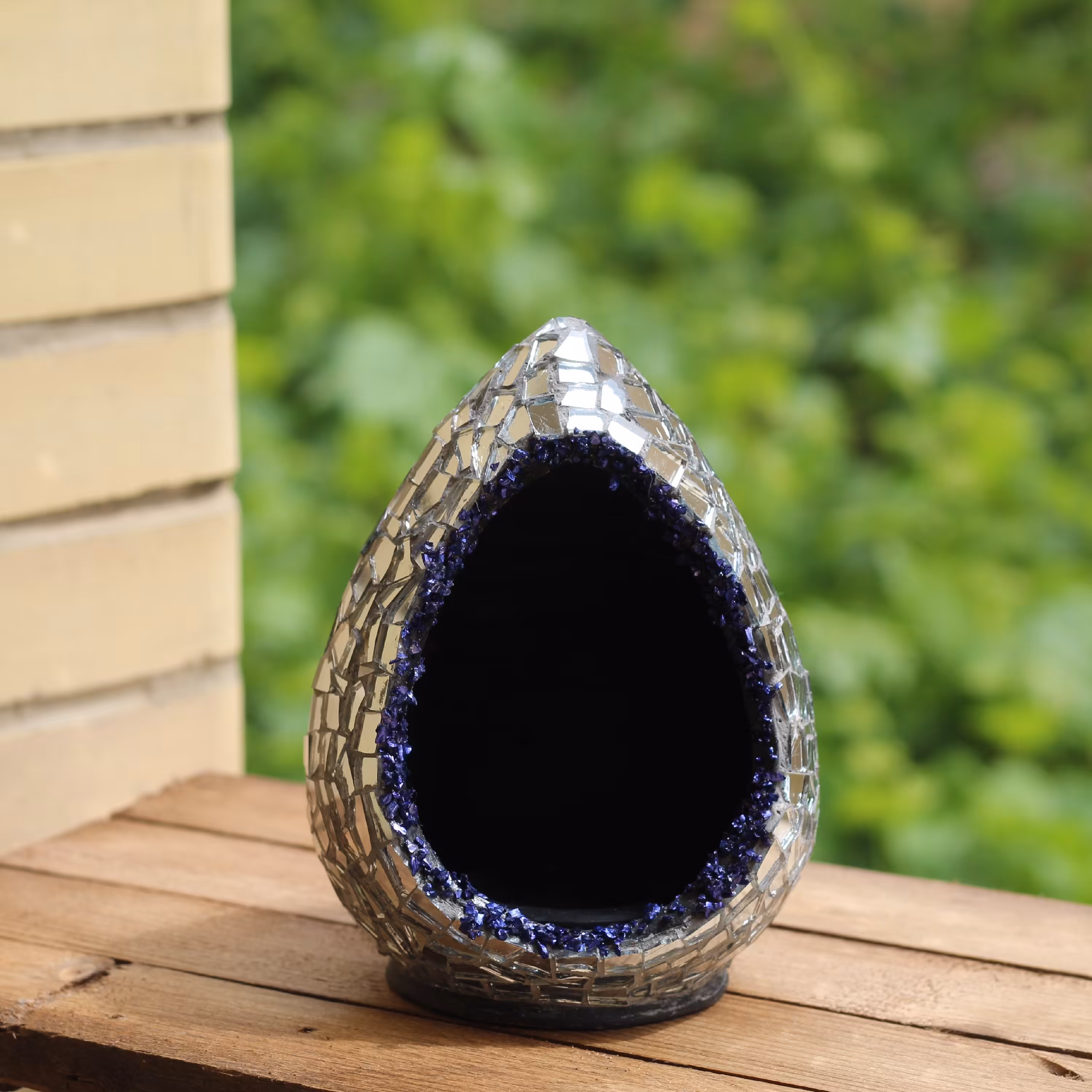 جا شمعی طرح تخم مرغی آینه کاری شده و ترکیب سنگ عثمانی