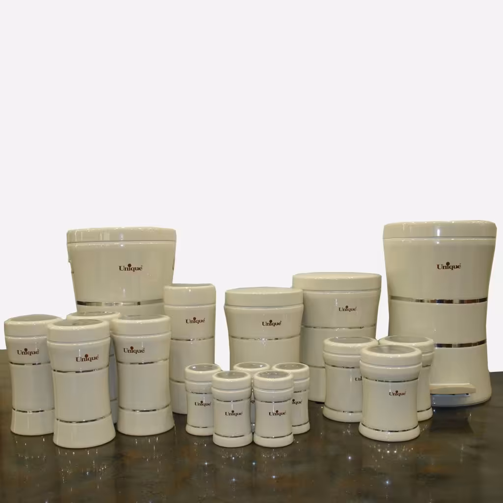 سرویس آشپزخانه 18 پارچه کمر باریک کلاسیک کرم یونیک 4600