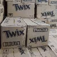 شکلات تویکس محصول هلند پک عمده 10باکس 25تایی50گرمی  جمعأ250عددکیفیت عالی وارداتی تضمین اصالت کالا 