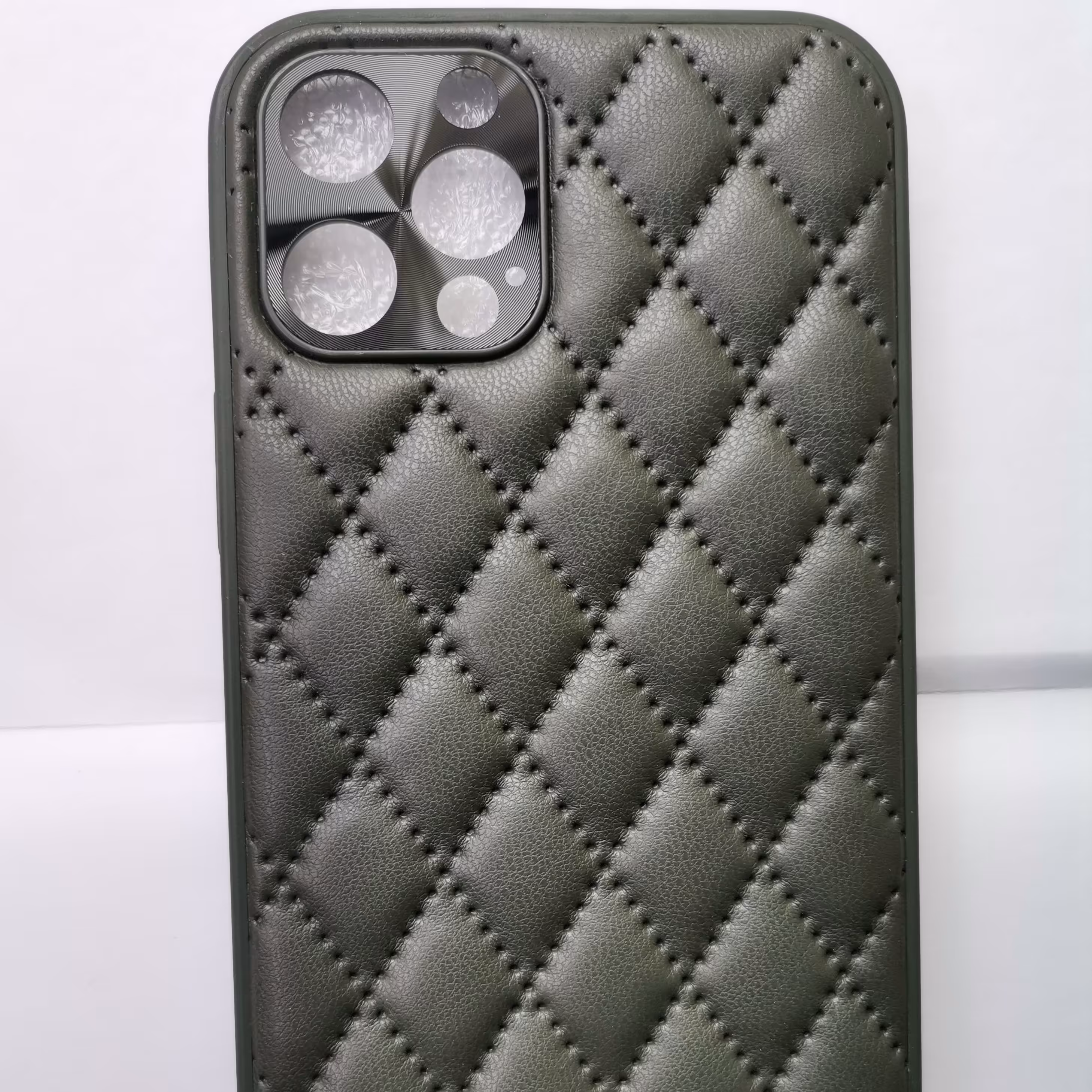 قاب گوشی مدل پافر مناسب گوشی iphone 13 promax رنگ سبز لجنی