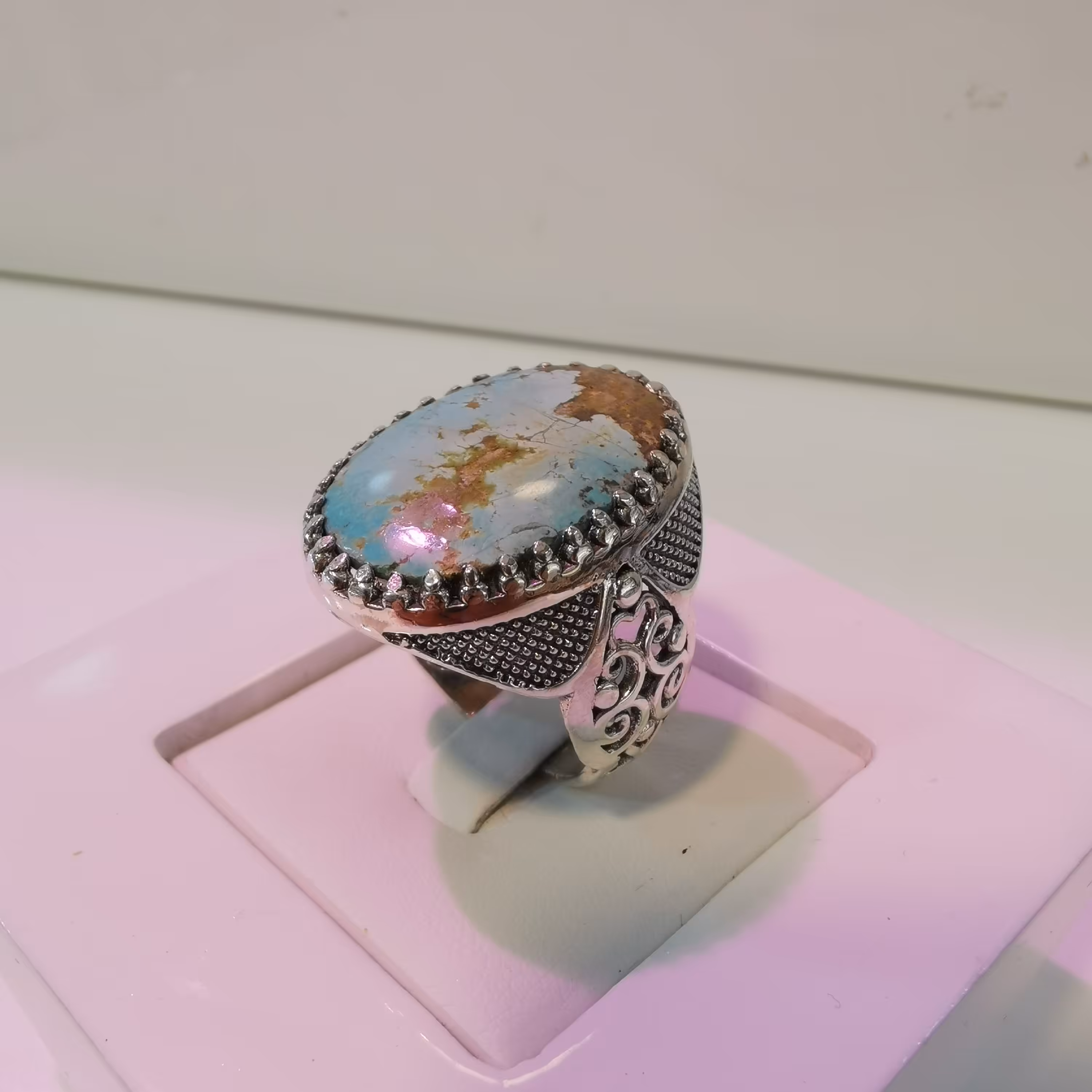 انگشتر نقره با سنگ فیروزه نیشابوری درشت