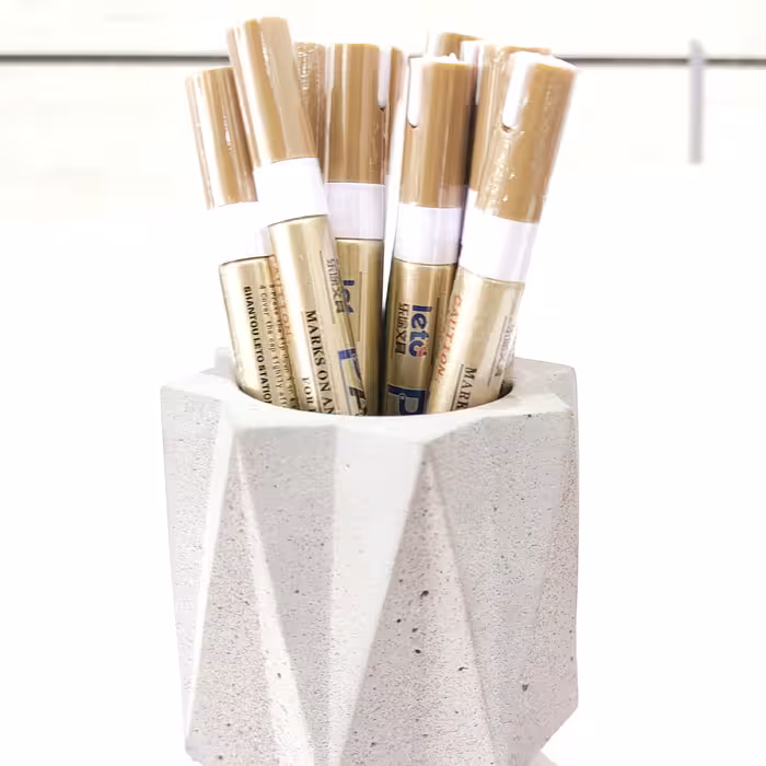 ماژیک سفید روغنی