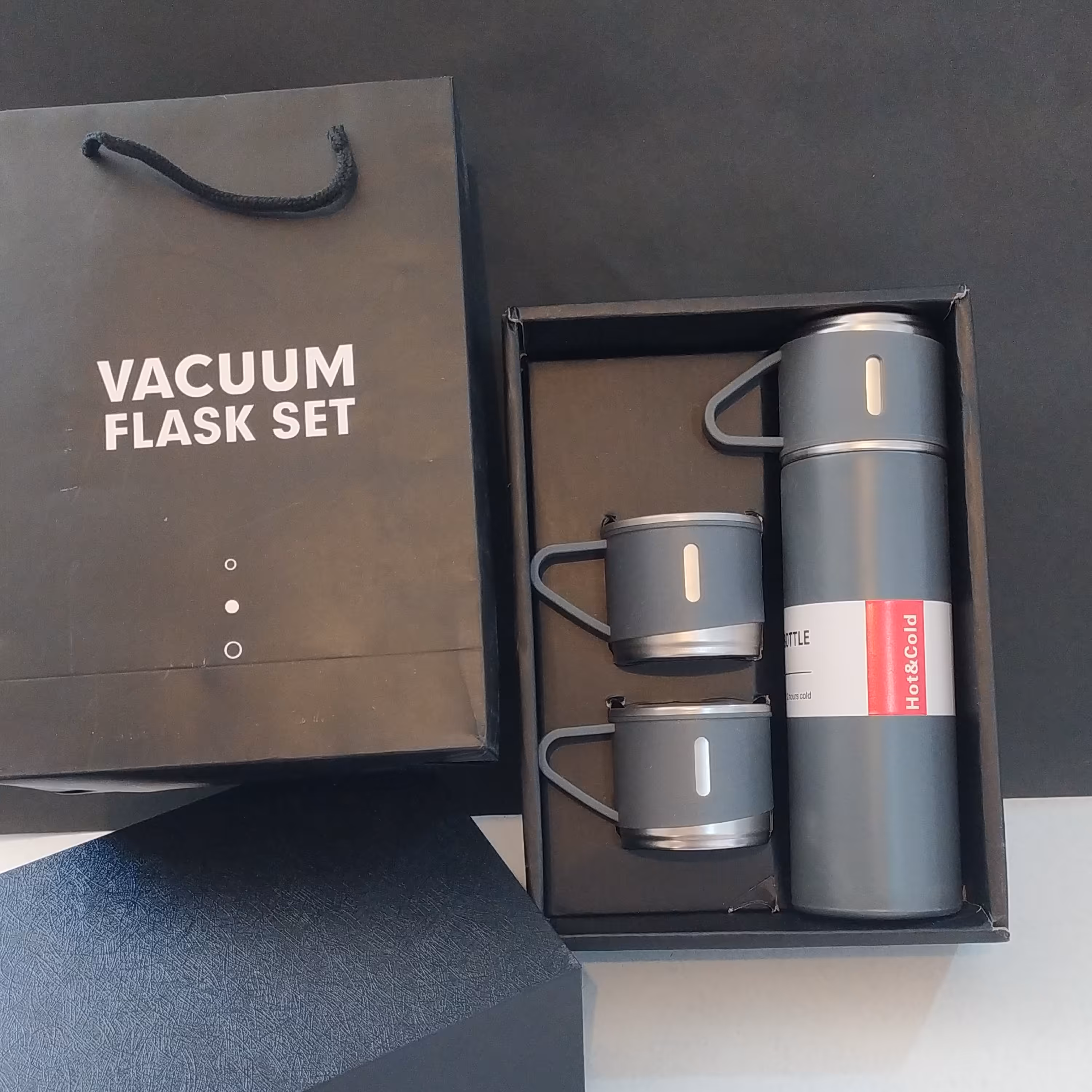 فلاسک سه کاپ وکیوم کادویی استیل ضد زنگ و خش حجم 500 میلی لیتر رنگ توسی 