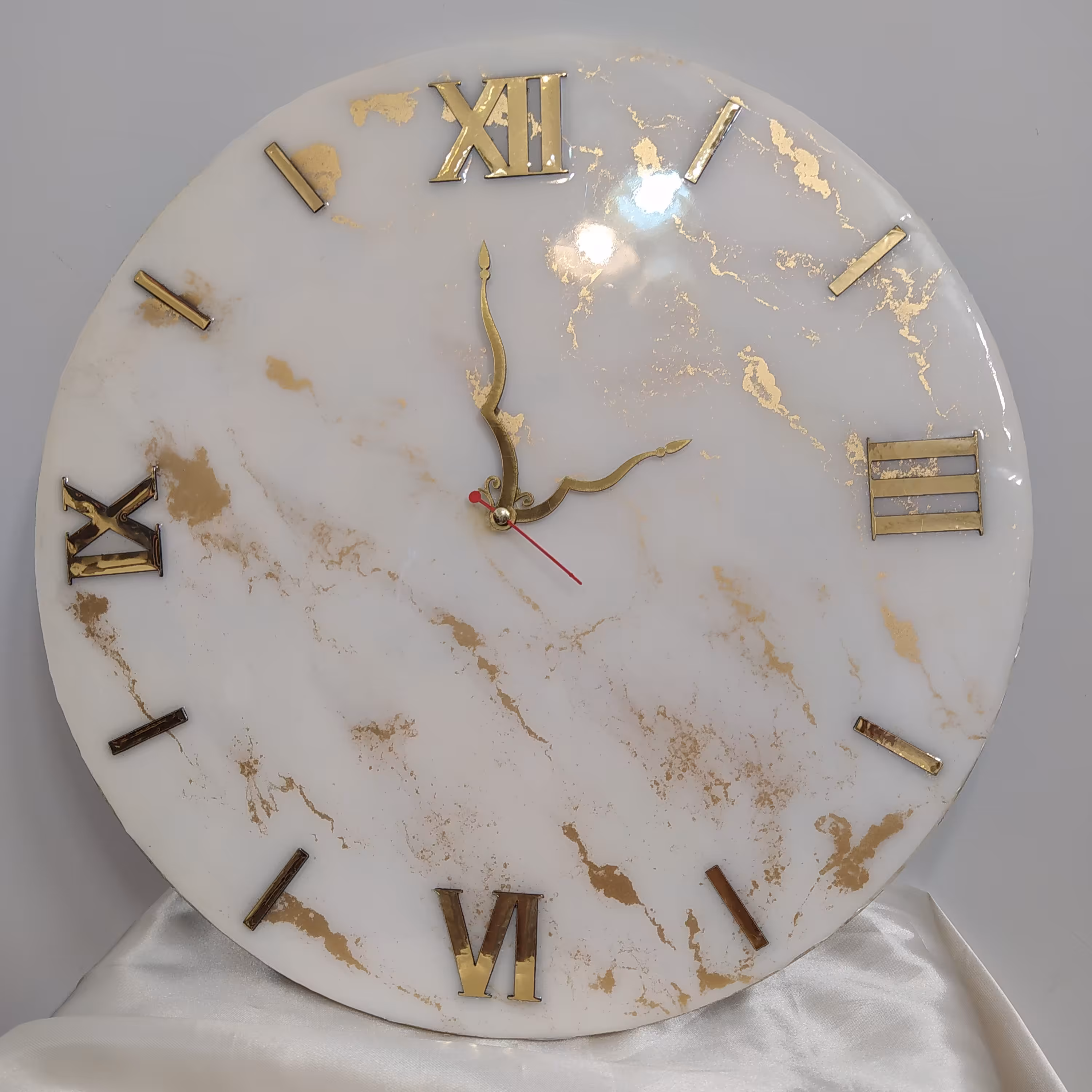 ساعت  دیواری رزینی 