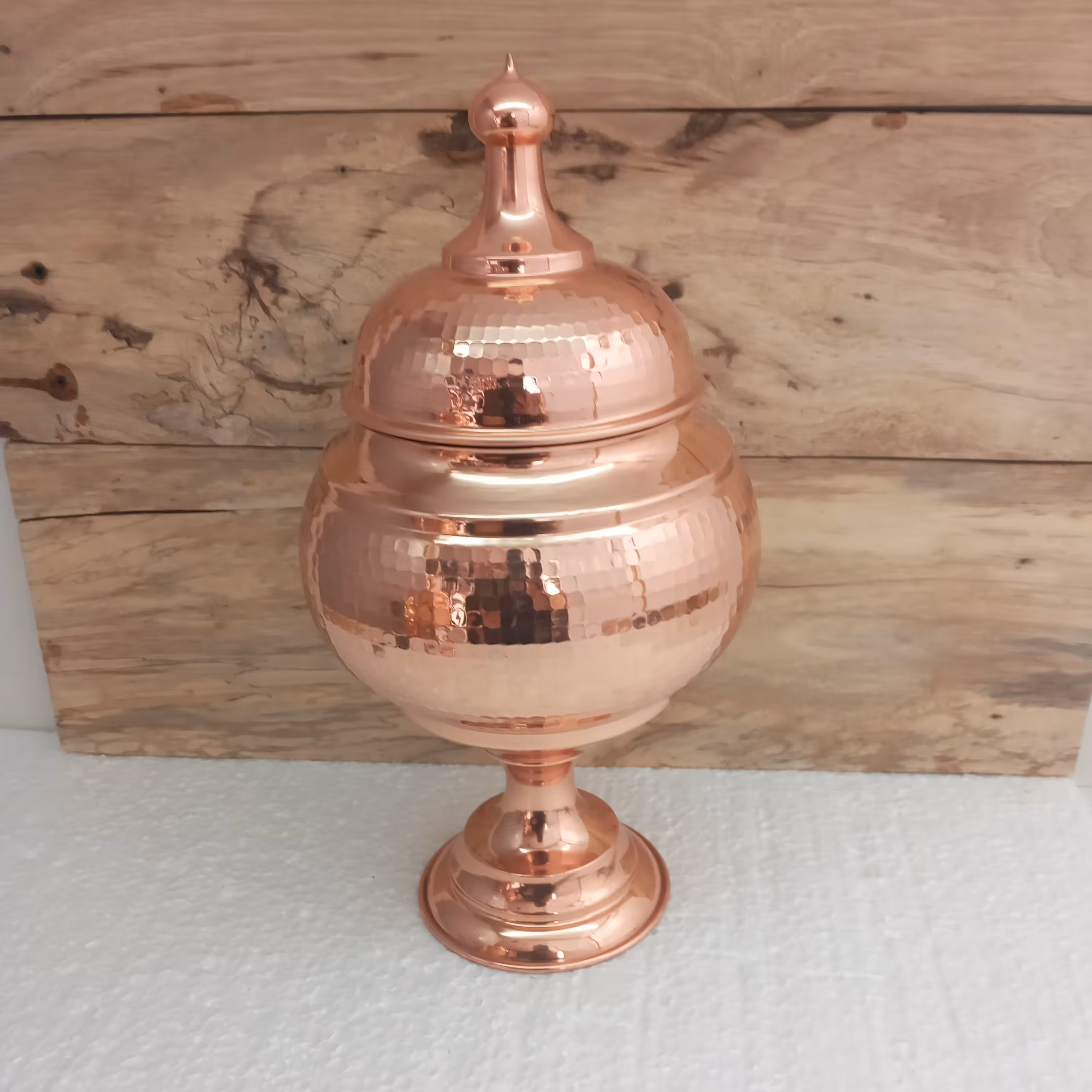 قندان گنبدی مسی   چکشی بسیار زیبا تمیز  نانو شده  ورنگ ثابت  به صورت تکی و عمده 