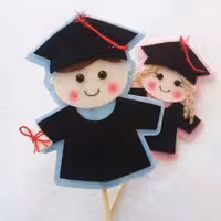 گیفت فارغ التحصیلی پسرانه  مناسب برای جشن اسم کلاس اولی ها 