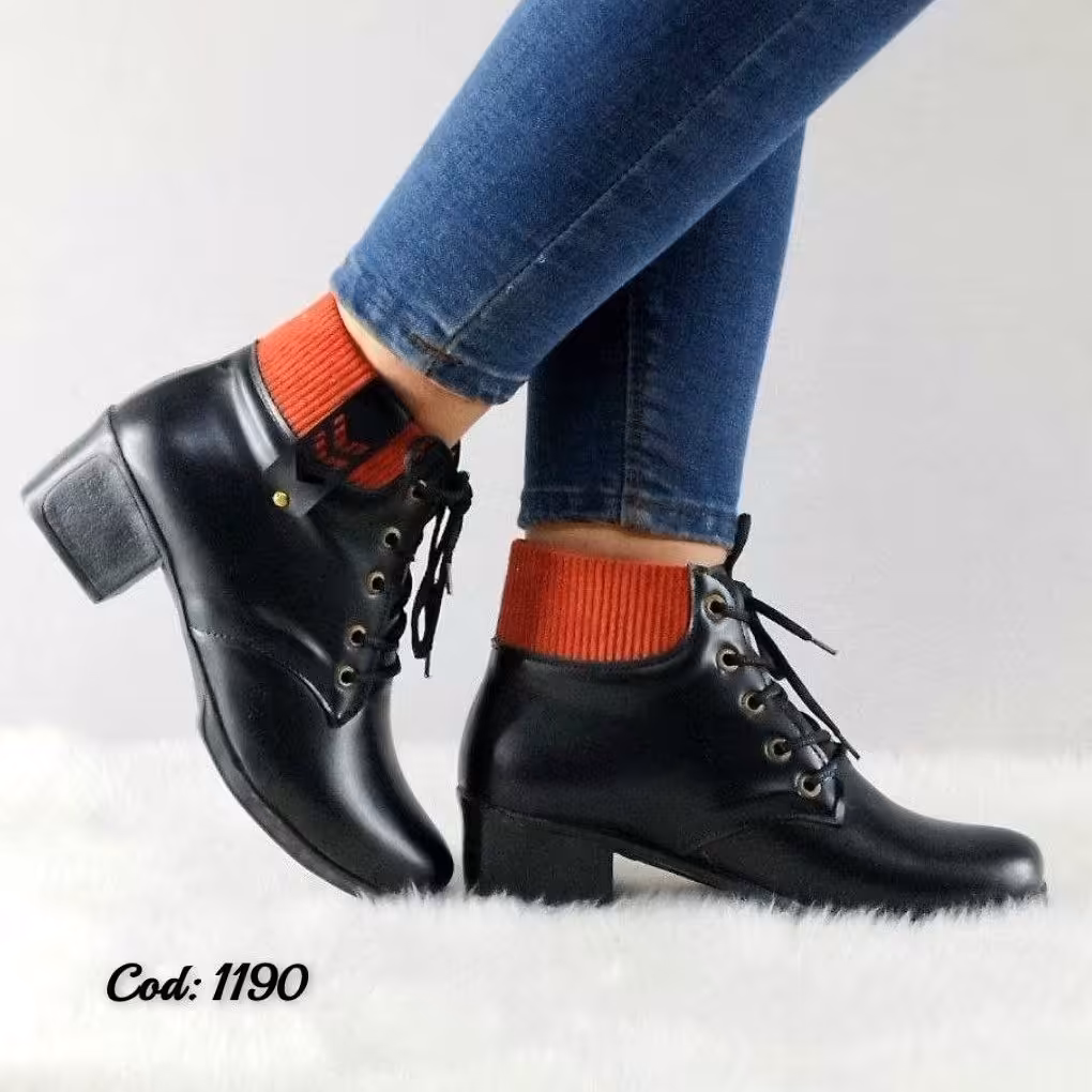 نیم بوت زنانه ودخترانه خوش پا و زیبا 