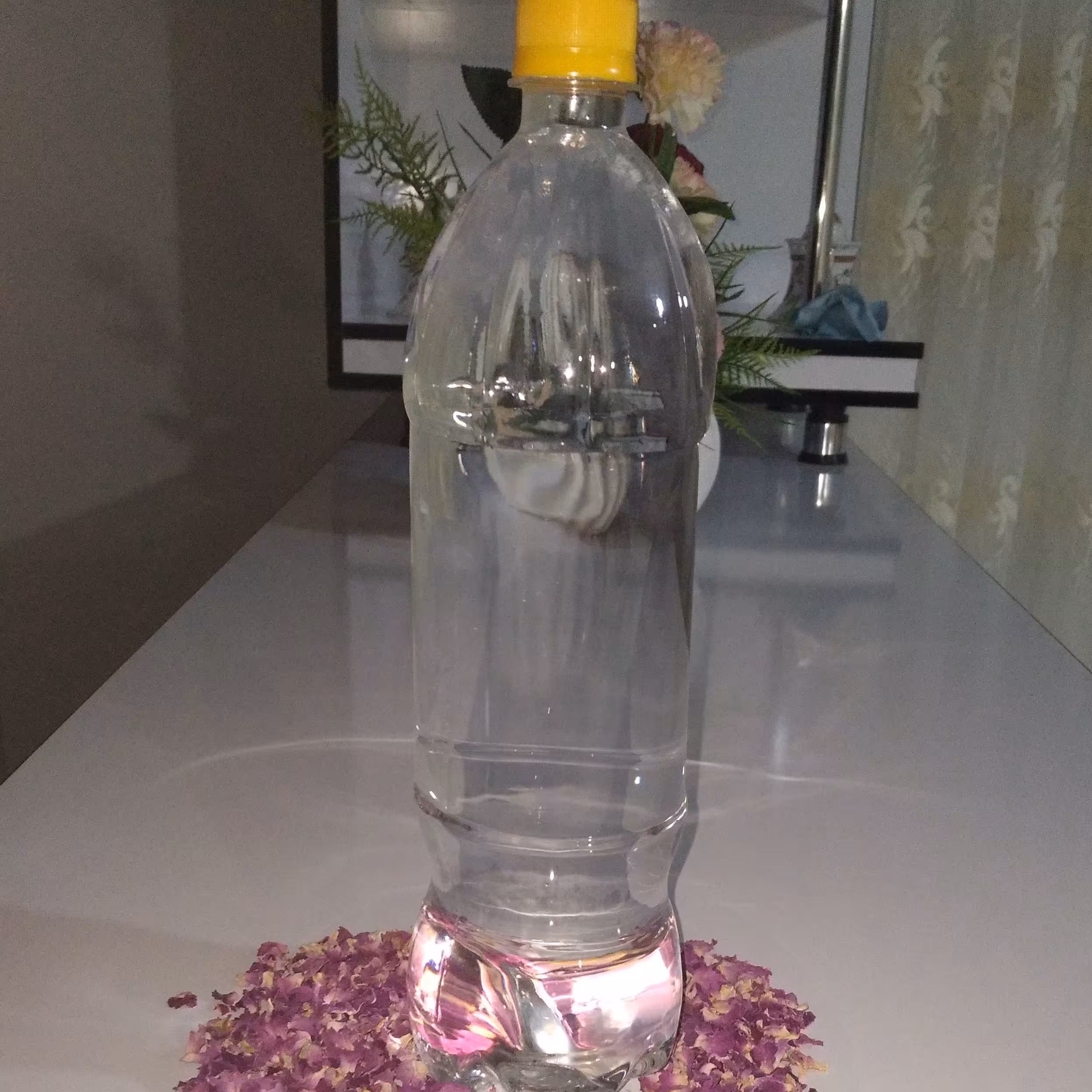 گلاب 1.5 لیتری 