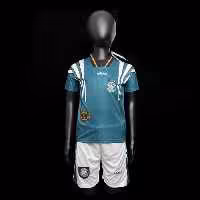 لباس کلاسیک بچه گانه آلمان 1996 کیت دوم