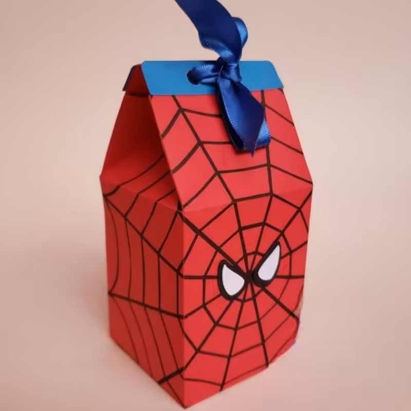 جعبه هدیه مقوای طرح پاکت شیر تم پسرانه مرد عنگبوتی