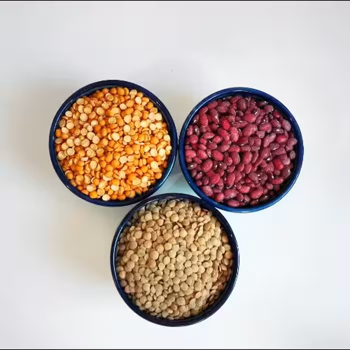 پک اقتصادی حبوبات شامل عدس لپه و لوبیا قرمز( هر کدام 900 گرم)