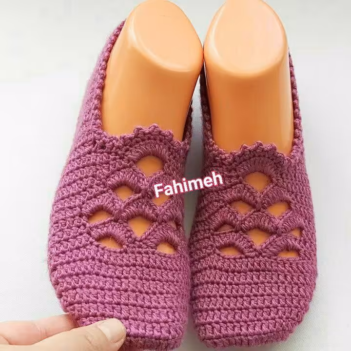 پاپوش بافتنی زنانه و دخترانه قلاب بافی (دست بافت)