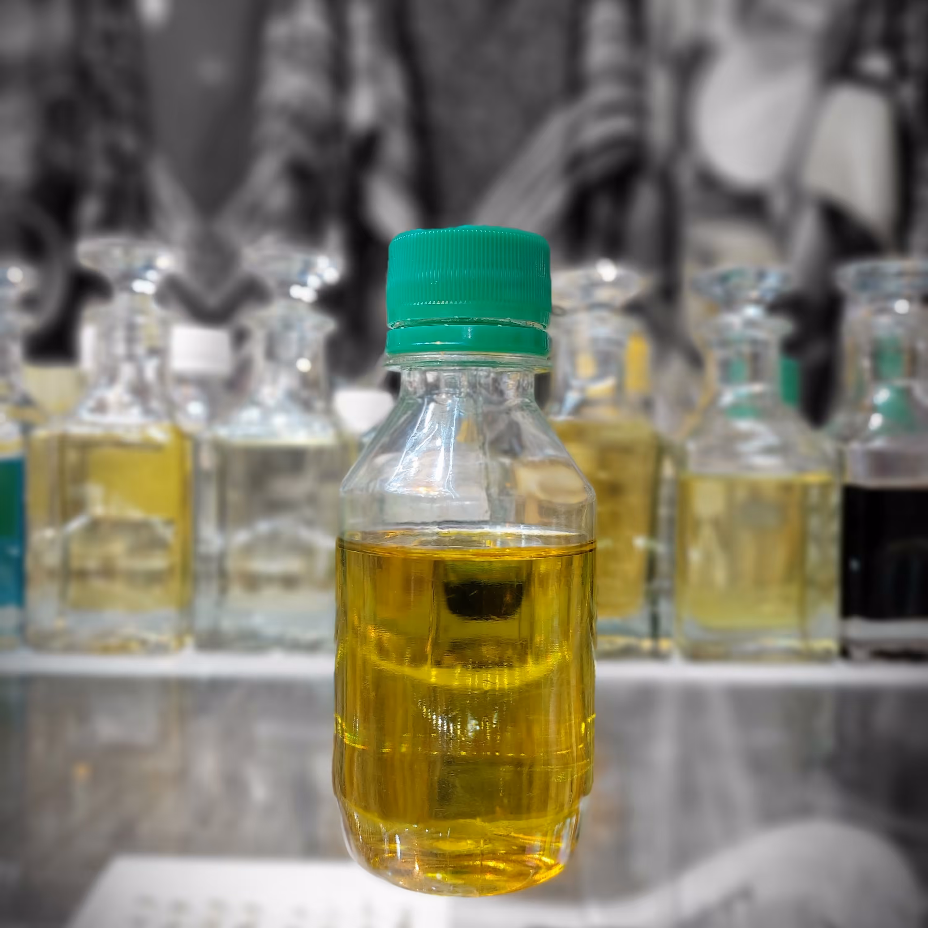 عطر اُپن اصلی و خالص ساخت شرکت لوزی سوییس open