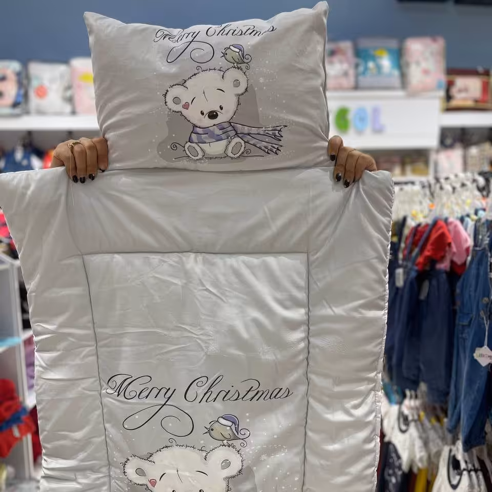 سرویس خواب نوزاد،طرح خرس شال گردن دار طوسی