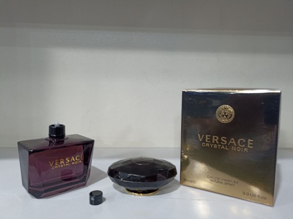 عطر ادکلن ورساچه کریستال نویر