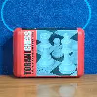 بازی فکری شطرنج صادراتی ترنج - جعبه ای با 3 رنگ سبز-قرمز-مشکی