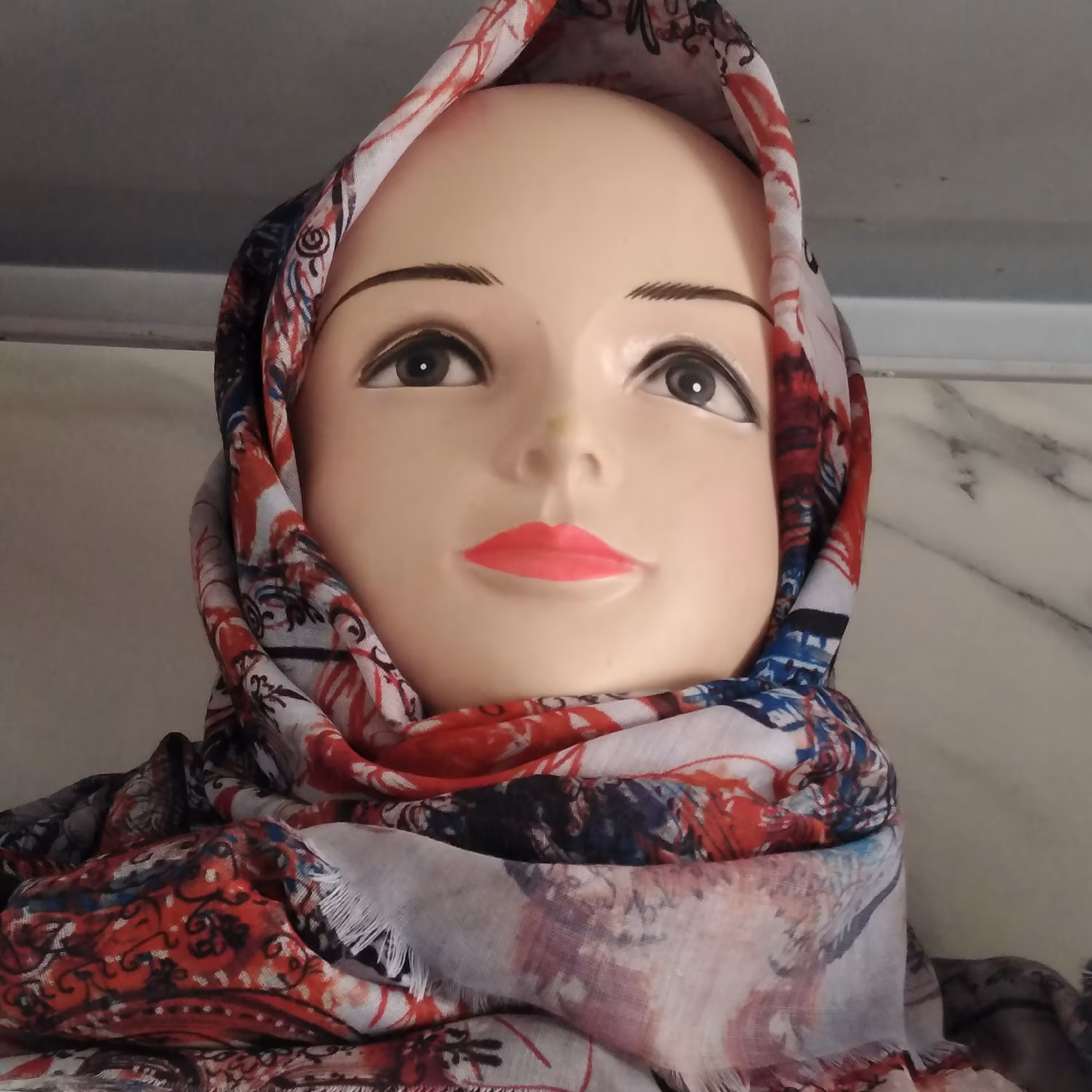روسری نخی، قواره دار، دارای رنگبندی